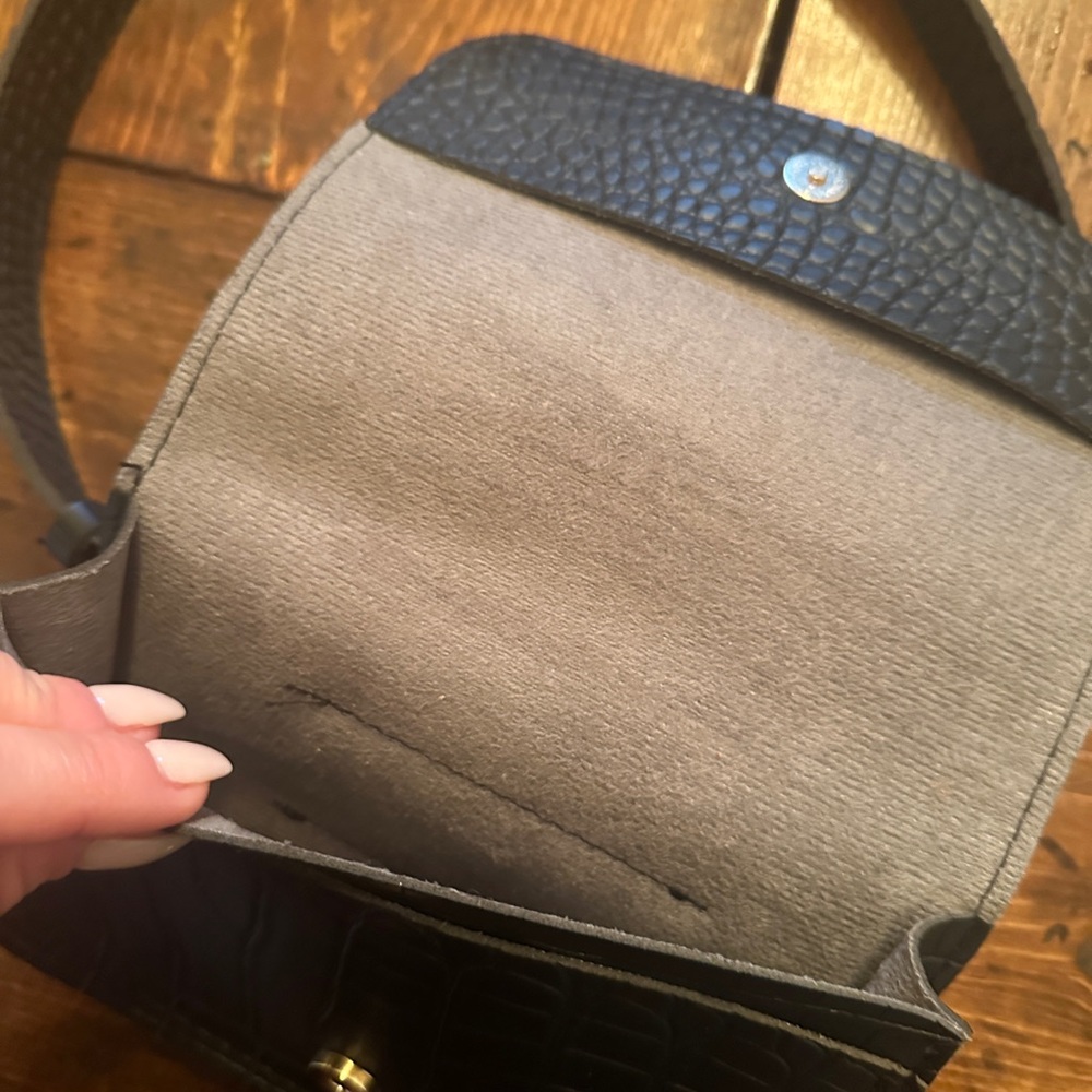 Belt Purse - Picture 3 of 3